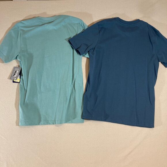 Lot of 2 NWT Disney WISH Graphic T-Shirts XS Short Sleeve‎ Disney Vacation Fan - Picture 8 of 9